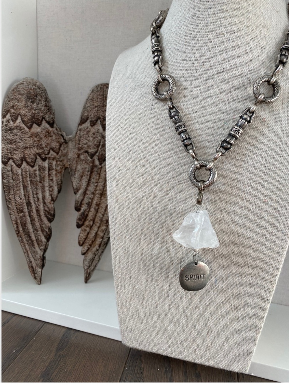 Quartz& vintage chain statement necklace